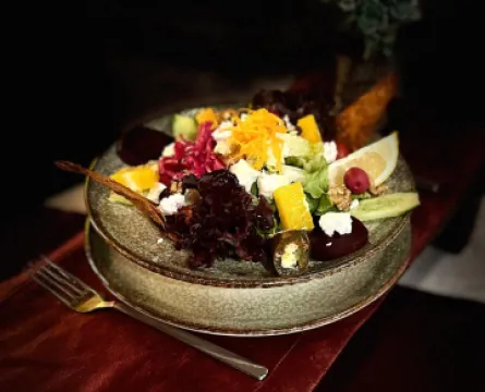 MEDITERRANEAN SALAD