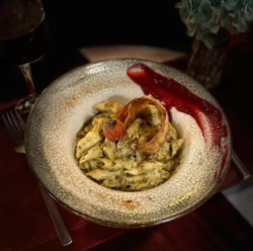 PENNE WITH PESTO SAUCE